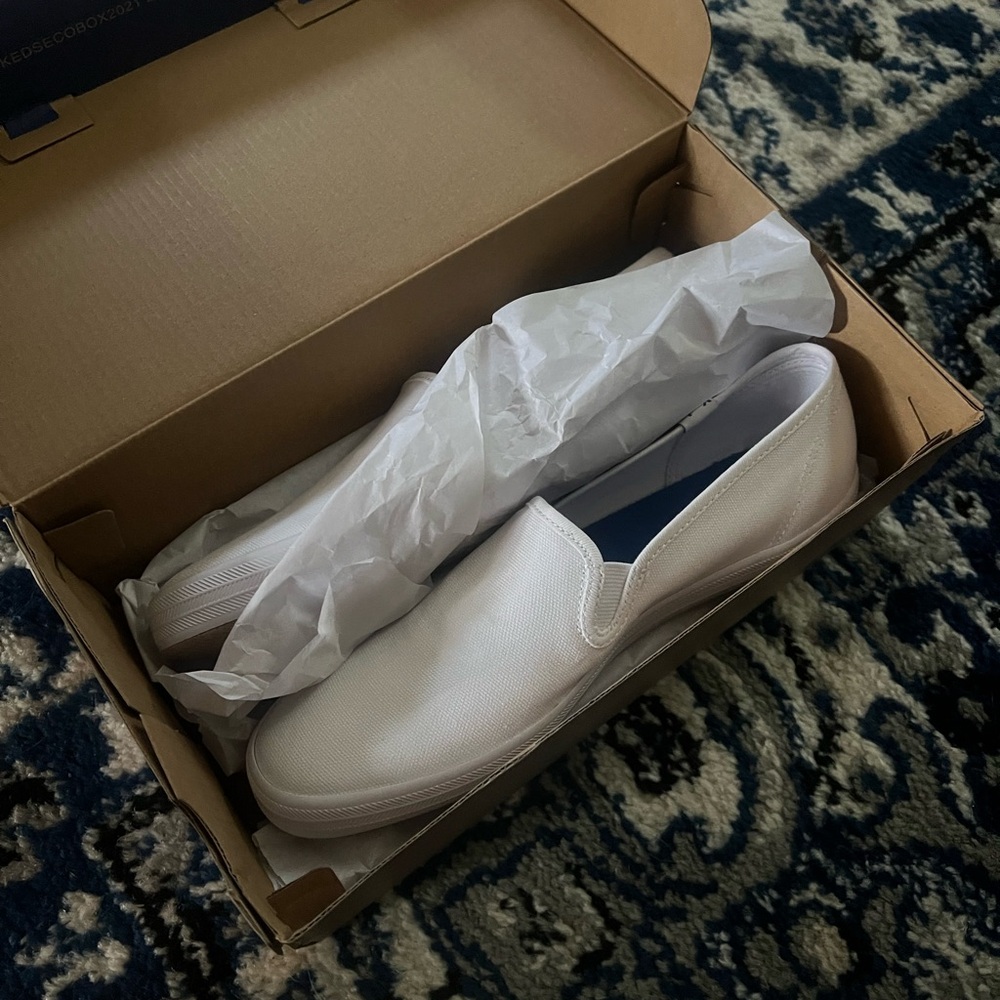 White Keds Slip On